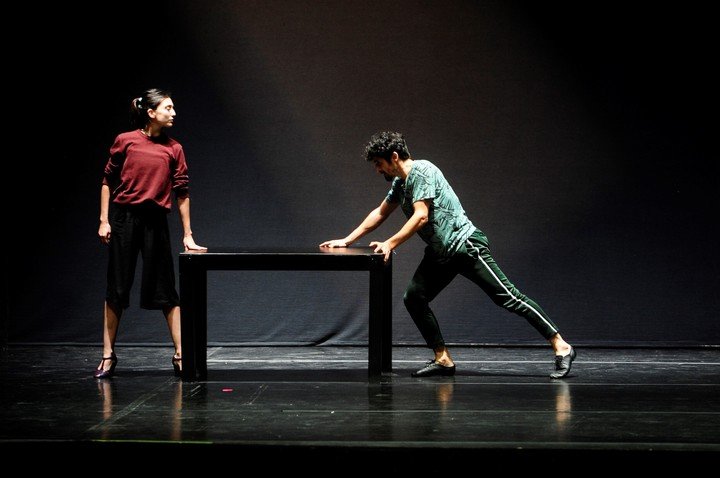 Micaela Spina y Rodrigo Colomba, los bailarines de "Fuga y misterio", de Piazzolla. Foto Juan Manuel Foglia