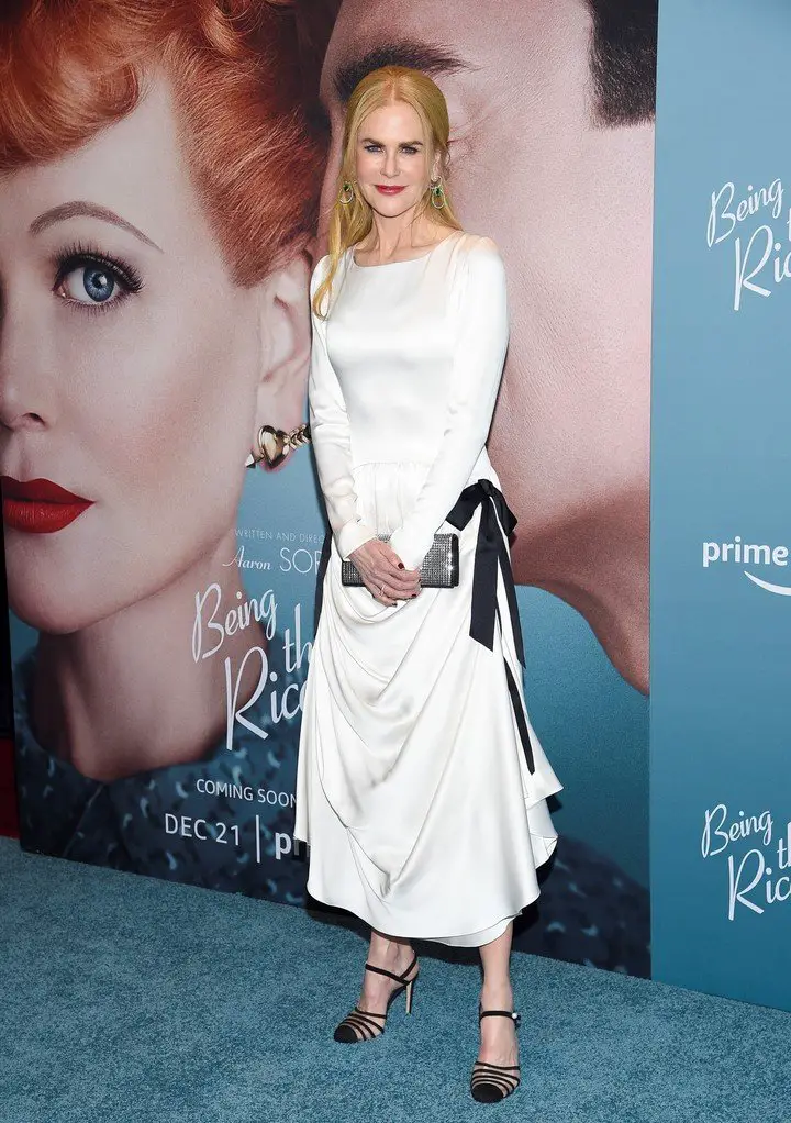 Nicole Kidman x 2: en el afiche promocional del filme, y presente en la premiere. Foto AP