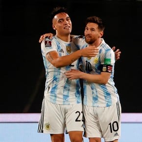 Lautaro y los llamados de Messi para llevarlo al Barcelona