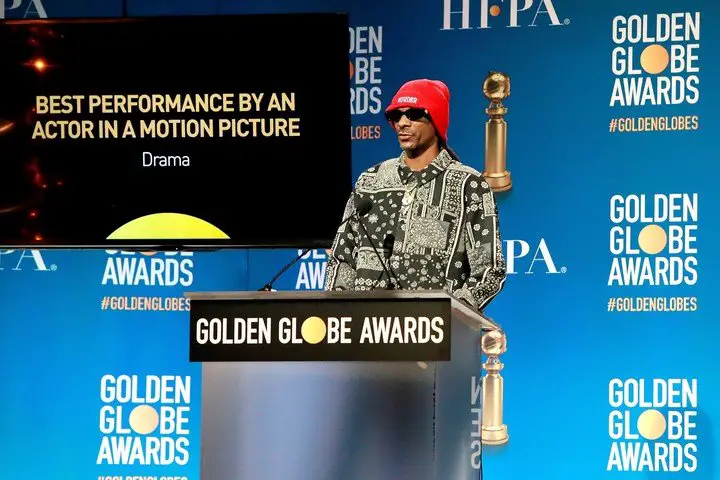 Snoop Dogg reemplazó la habitual presencia de alguna gran estrella de la actuación. Foto EFE/EPA/NINA PROMMER