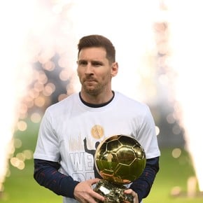 La distinción para Messi en PSG por el Balón de Oro