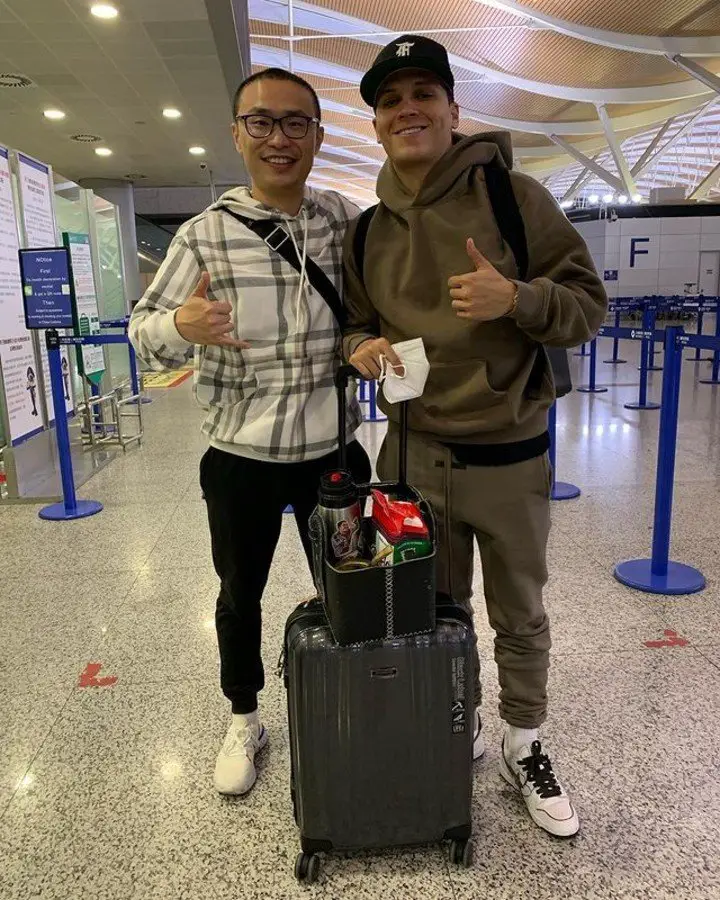 Quintero dejó China y partió rumbo a Colombia con el termo riverplatense. Instagram