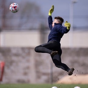 Fabricio con Messi. Lo que decida puede influir en su chance de volver a la Selección (Action Images vía Reuters / Jason Cairnduff).