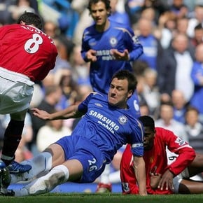 Rooney podría ser sancionado por una patada... ¡de hace 16 años!