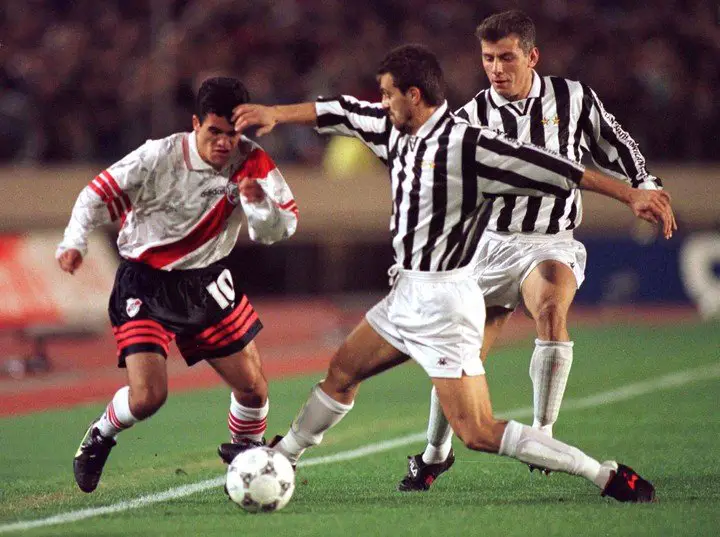 Ortega en la final Intercontinental 96 ante la Juventus.