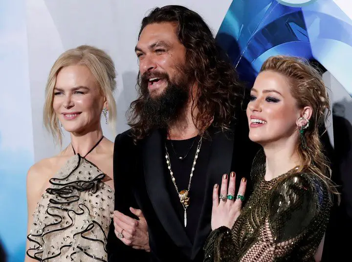 Nicole Kidman,  Jason Momoa y Amber Heard, en la premiere de "Aquaman" en Los Angeles, en diciembre de 2018. Foto Reuters