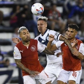 Independiente y Vélez empataron en un partido caliente