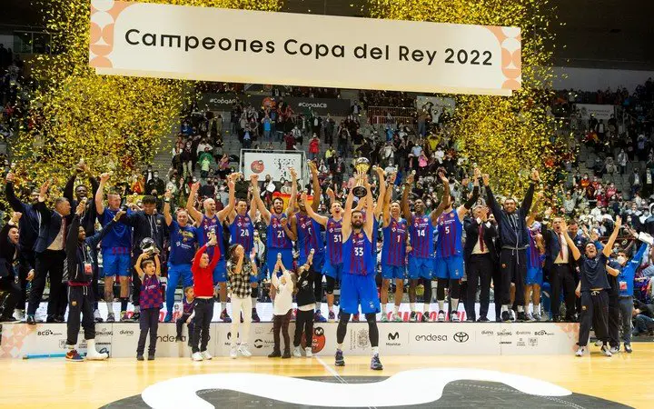 Laprovíttola, campeón de la Copa del Rey con el Barsa. (foto Prensa Barcelona Basket)