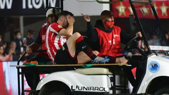 Boselli, lesionado ante Boca ( foto MARCELO CARROLL)