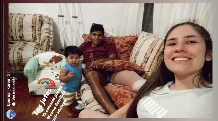 Rojas junto a su familia. Instagram.