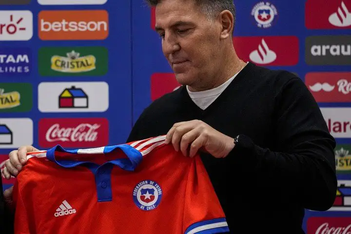 Eduardo Berizzo fue presentado como técnico de la selección de Chile. (AP)
