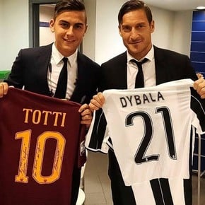Totti: "Voy a hablar con Dybala para ver si lo puedo llevar a Roma"