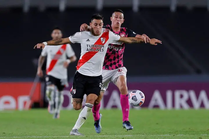 Lecanda en su debut oficial en River, el 19 de mayo de 2021 contra Independiente Santa Fe, por la fase de grupos de la Libertadores. EFE/ Juan Ignacio Roncoroni POOL