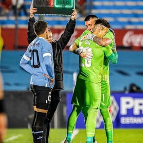 Emocionante: con 35 años, Sebastián Sosa debutó en la selección de Uruguay