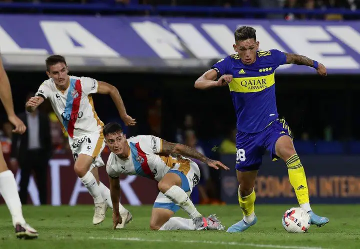 El Arse cayó de visitante ante Boca en la jornada inicial.  (Photo by ALEJANDRO PAGNI / AFP)