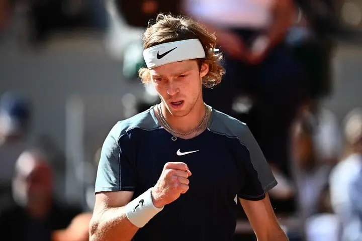 Andrey Rublev, otro de los grandes ausentes en Wimbledon. (Foto: Anne-Christine POUJOULAT / AFP)