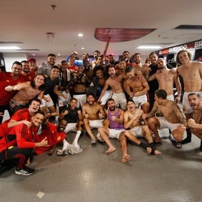 Fiesta completa en el Maracana: Flamengo dio vuelta la serie, eliminó a Mineiro y anunció a Arturo Vidal