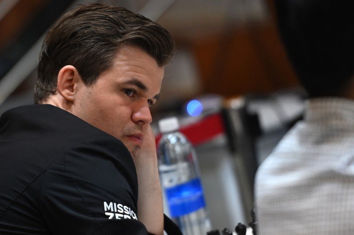 Carlsen empató y Noruega perdió. (AFP)