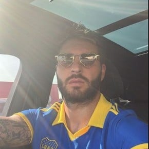André - Pierre Gignac sorprendió posando con una camiseta de Boca