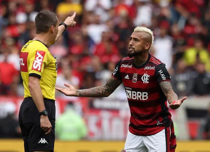 Flamengo igualó 1- con Ceará antes de recibir a Vélez por la vuelta de la semi de Libertadores.