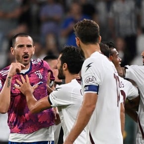 Juventus, de 0-2 a 2-2 y final caliente con polémica