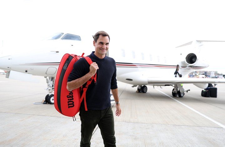 Roger Federer llegando a Londres.