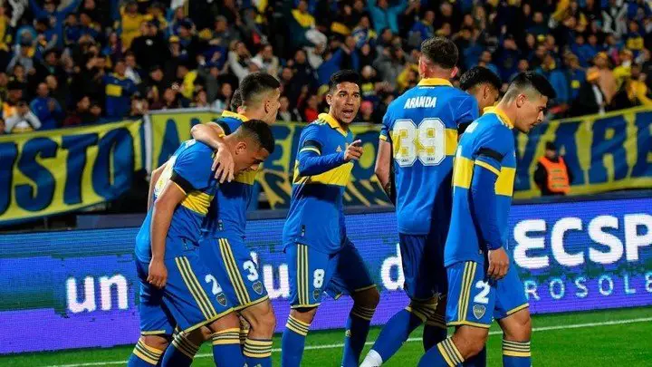 Los jugadores de Boca festejando ante Quilmes