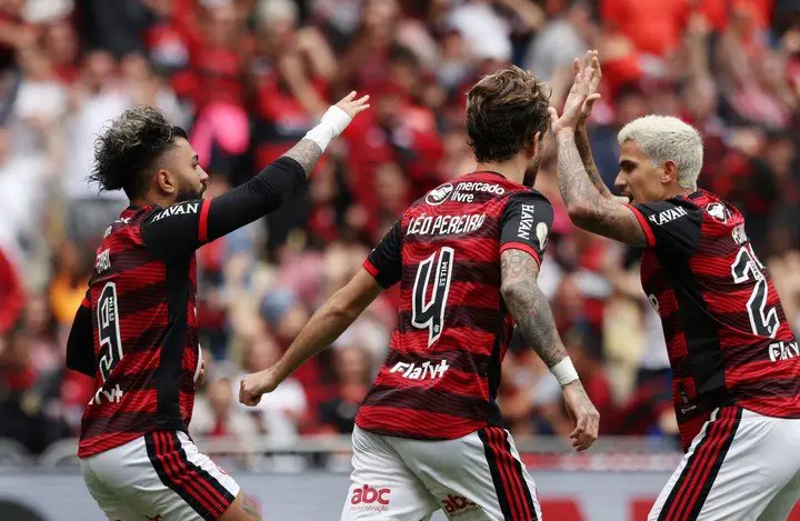 Flamengo igualó 1- con Ceará antes de recibir a Vélez por la vuelta de la semi de Libertadores.