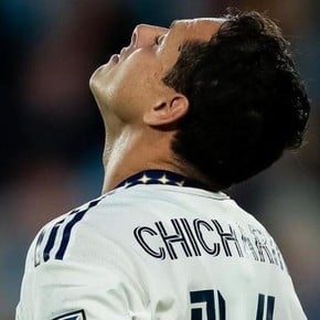 Chicharito Hernández desperdició otro penal y Riqui Puig salvo a LA Galaxy