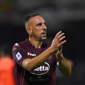 Videos: emotivo llanto de Ribéry en su despedida del fútbol