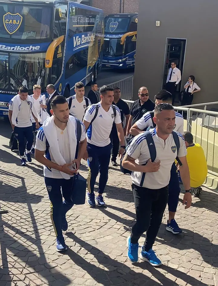 La llegada de Boca a San Juan para enfrentar a Patronato por la semi de la Copa Argentina. Foto: @EmilianoRaddi