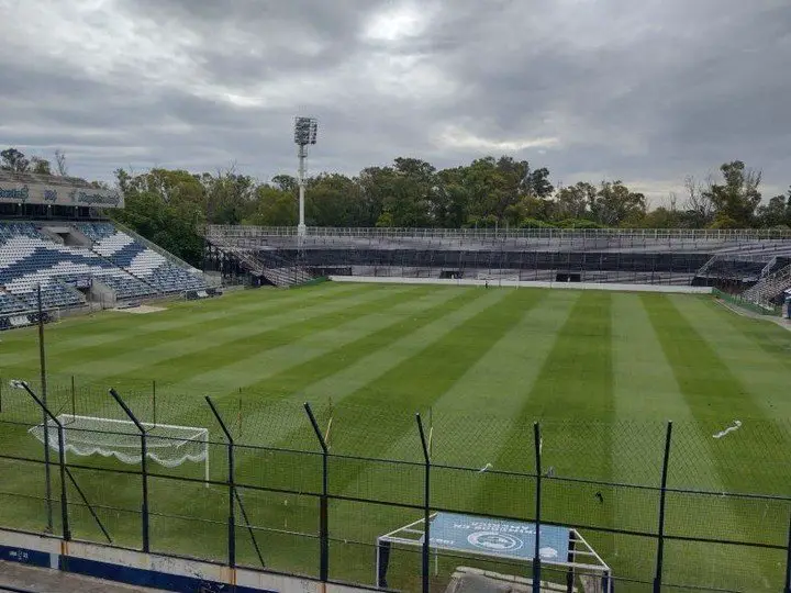 El Estadio Juan Carmelo Zerillo, el Bosque.
