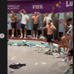 El festejo de Messi en el vestuario luego de su golazo a México