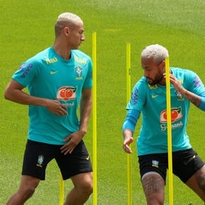 Impactante tatuaje de Richarlison: se hizo a Ronaldo y Neymar