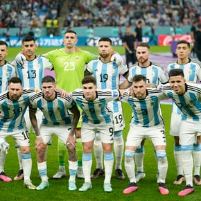 Como en el 78' y en el 86': Argentina jugará la final con la camiseta celeste y blanca