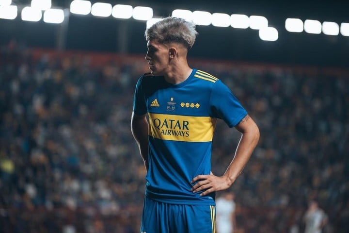 Vega debutó en Boca en 2021 y en total lleva disputados seis partidos en la Primera de Boca. Es uno de los preferidos de Riquelme.
