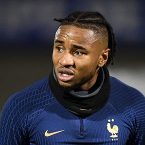 Un francés que se perdió el Mundial por lesión ¡firma con el Chelsea!