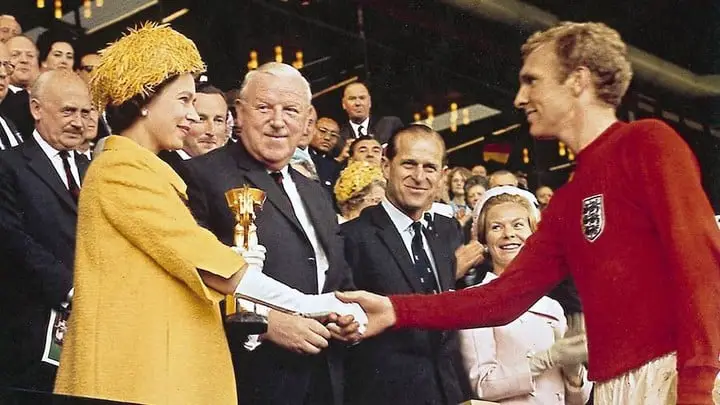 El príncipe Felipe en la consagración de la selección inglesa en el Mundial 1966.