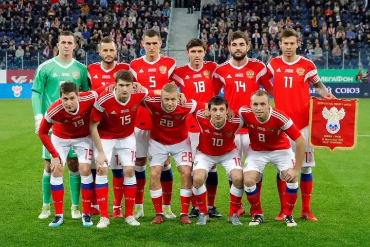 La selección de fútbol de Rusia quiere jugar el Mundial 2026.