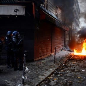 Disturbios, incidentes y tres muertos en las calles de París