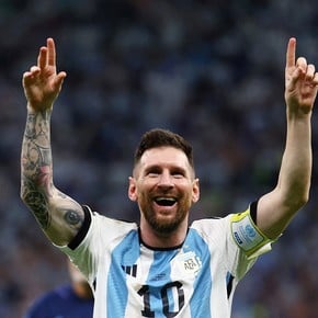Ping pong con Messi: la frase viral, el récord de Bati y "la fiera" Dibu