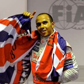 Quiere que a Hamilton le saquen su título 2008 de Fórmula 1