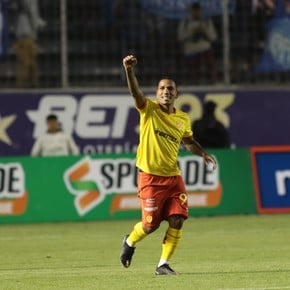 Rómulo Otero necesitó dos partidos para hacer su primer gol en Ecuador