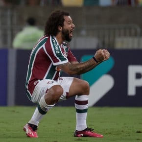 Video: golazo de Marcelo y el festejo descontrolado del entrenador de Fluminense