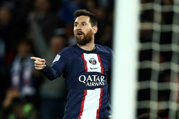 Leo llegó a los 805 goles en su carrera. Bestia. (AFP)