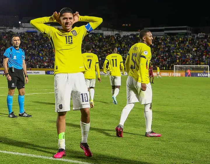 Páez celebra su gol ante Venezuela. Foto: EFE/José Jácome