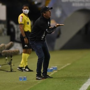 Los motivos por los que Cuca dejó de ser el técnico de Corinthians a una semana de asumir