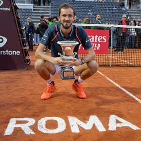 Medvedev salió campeón en Roma: la curiosa estadística que consiguió y la mala noticia para Alcaraz y Djokovic