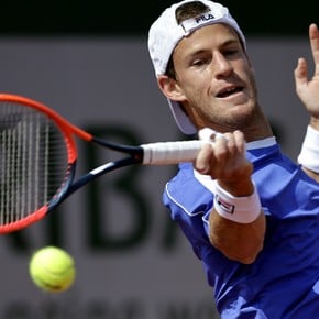 Gran triunfo del Peque en cinco sets en su debut en Roland Garros