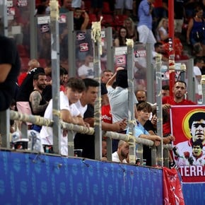 Maradona dijo presente en la final de la Supercopa